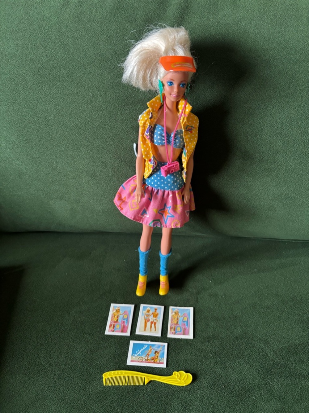 Vintage 1987 California Dreaming Barbie with Shoes Visor and Accessories